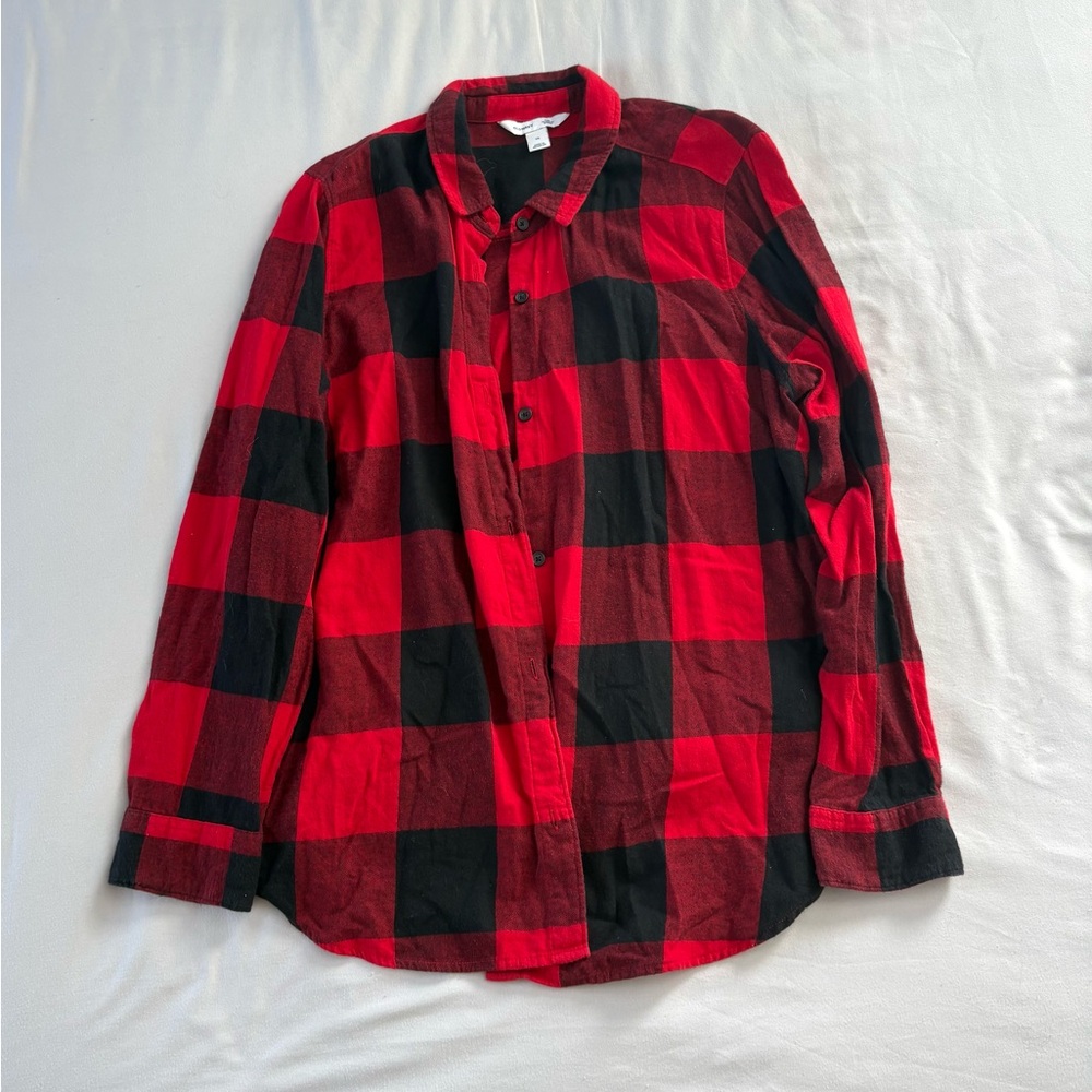 Old Navy Red and Black Checkered Women's Shirt